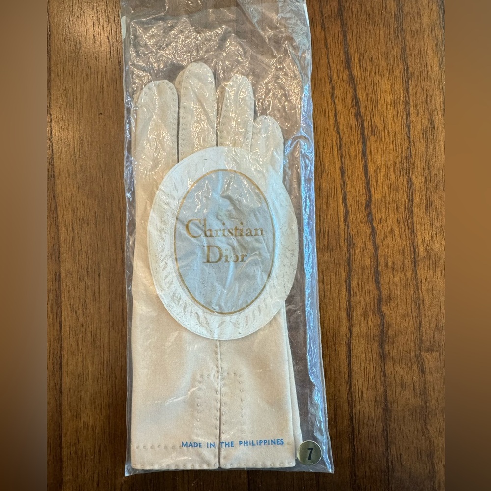 Vintage Dior Leather Gloves - Picture 5 of 5